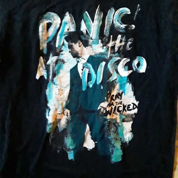 Panic At The Disco, Medium Band Teeshirt Promoting "Pray For The Wicked" Album - Picture 6 of 12